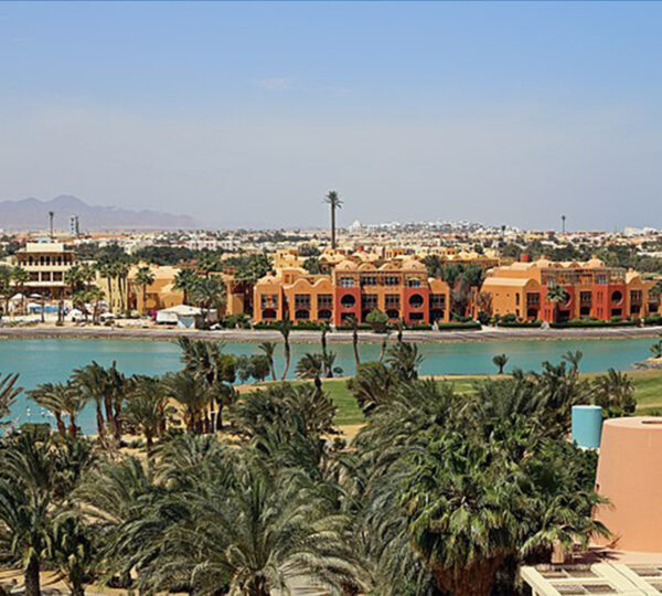 El Gouna Stadtrundfahrt privat - lovely traveli .