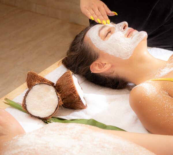Turkish Hammam , plus 45 minuten Massage .