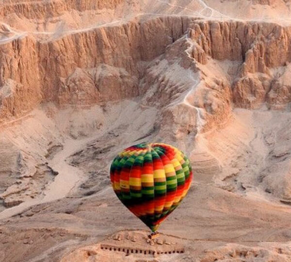 Luxor Tagesausflug mit Heißluftballonfahrt - lovely traveli .