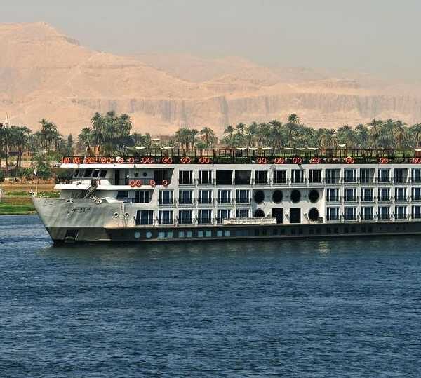 Nilkreuzfahrten auf dem Nil von Luxor nach Assuan