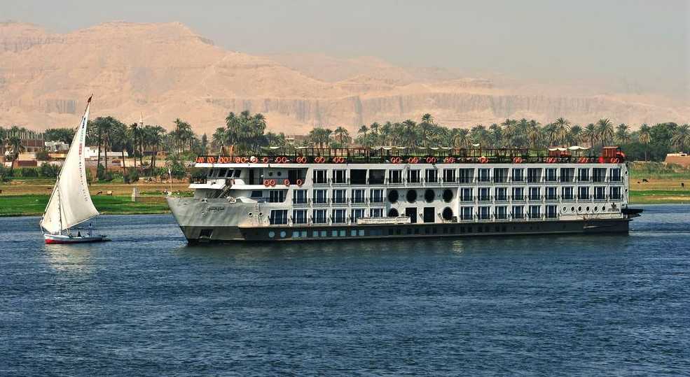 Nilkreuzfahrten auf dem Nil von Luxor nach Assuan