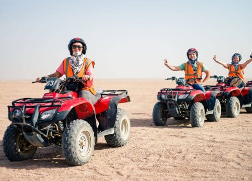 Die ultimative Wüstensafari in Hurghada: Quad-Touren, Jeep-Abenteuer, Beduinenkultur und Sternenhimmel